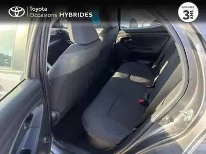 Photo 11 Toyota Yaris Gén. IV Ph1 Dynamic 5