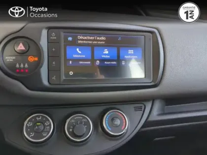 Photo 14 Toyota Yaris  110 VVT-i France Connect 5p MY19