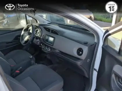 Photo 5 Toyota Yaris  110 VVT-i France Connect 5p MY19
