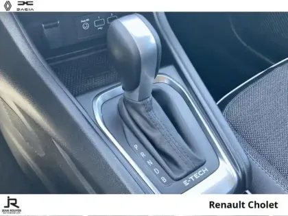 Photo 5 Renault Captur  1.6 E-Tech hybride rechargeable 160ch Techno