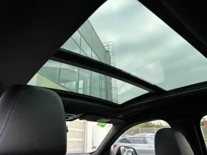 Photo 7 BMW Serie 1 Gén. III (F40) Ph2 M Sport 5