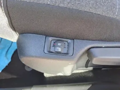 Photo 12 Citroën C3 Gén. III Ph2 Saint James 5