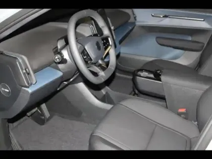 Photo 23 Volvo Ex30  Single Extended Range 272ch Start