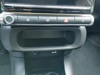 Photo 21 Citroën C3 Gén. III Ph2 Shine 5