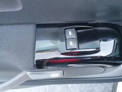 Photo 19 Citroën C3 Gén. III Ph2 Shine 5