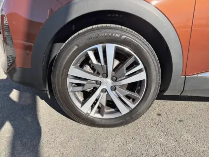 Photo 14 Peugeot 5008 Gén. II Ph2 NG Allure Pack 5