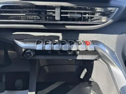 Photo 12 Peugeot 5008 Gén. II Ph2 NG Allure Pack 5