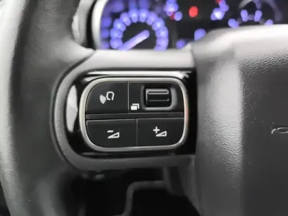 Photo 18 Citroën C3  PureTech 110 EAT6 Elle