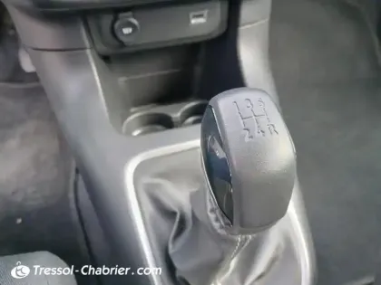 Photo 23 Citroën C3 Gén. III Ph2 Shine 5