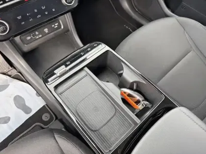 Photo 24 Hyundai Tucson  1.6 T-GDI 215 Hybrid BVA6 Initia