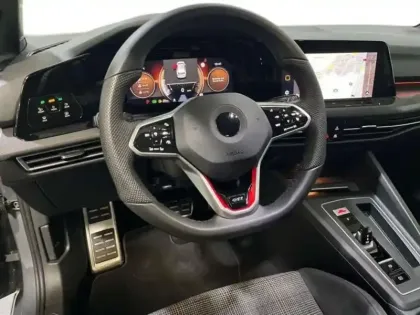 Photo 8 Volkswagen Golf Gén. VIII Ph1 GTI 5