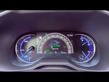 Photo 7 Toyota Rav4 Gén. V Ph1 Collection 5