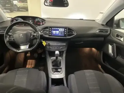 Photo 9 Peugeot 308 Gén. II Ph1 Evo Allure 5