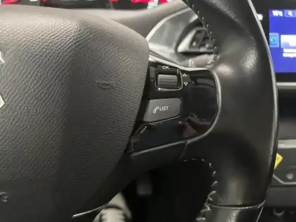 Photo 14 Peugeot 308 Gén. II Ph1 Evo Allure 5