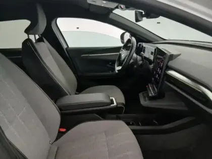 Photo 13 Renault Megane  E-Tech Electric EV40 130ch Techno standard charge