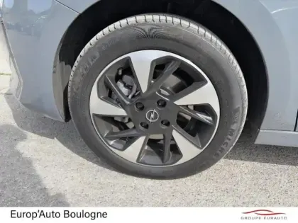 Photo 12 Opel Corsa Gén. VI Ph2 GS 5