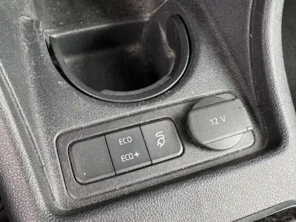 Photo 14 Volkswagen Up Gén. II Ph1 NG e-! 5