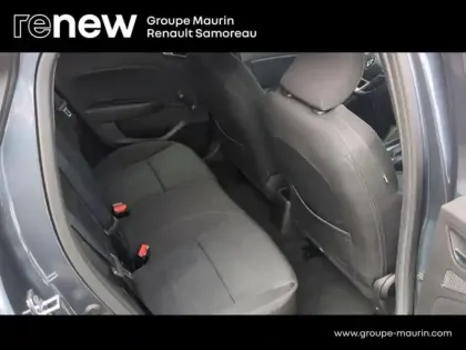 Photo 12 Renault Clio  1.6 E-Tech hybride 140ch Zen -21N