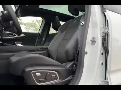 Photo 8 Renault Austral  1.2 E-Tech full hybrid 200ch esprit Alpine - 25