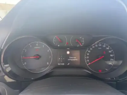 Photo 13 Opel Corsa Gén. VI Ph1 NG Elegance Business 5