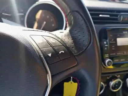 Photo 13 Alfa Romeo Giulietta  1.4 TB MultiAir 150ch Imola Stop&Start