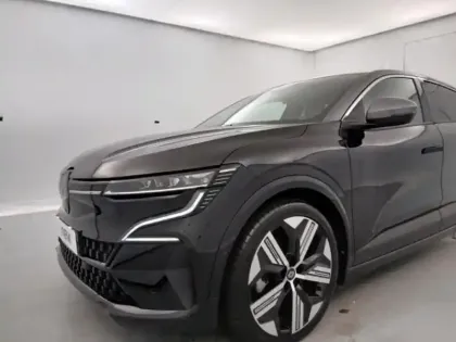 Photo 10 Renault Megane Gén. V (BCB) Ph1 Iconic 5