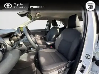 Photo 10 Toyota Yaris Gén. I Ph1 Dynamic 5