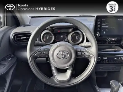 Photo 12 Toyota Yaris Gén. I Ph1 Dynamic 5