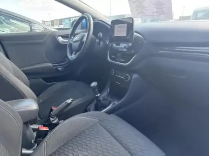 Photo 10 Ford Puma  1.0 EcoBoost 125ch mHEV Titanium 6cv