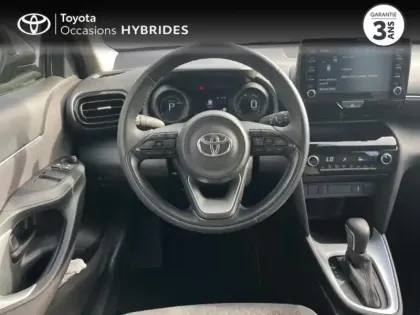 Photo 8 Toyota Yaris Gén. I Ph1 Dynamic 5