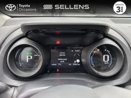 Photo 13 Toyota Yaris  116h Design 5p MY22