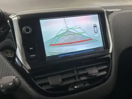 Photo 14 Peugeot 208 Gén. I Ph2 Allure 5