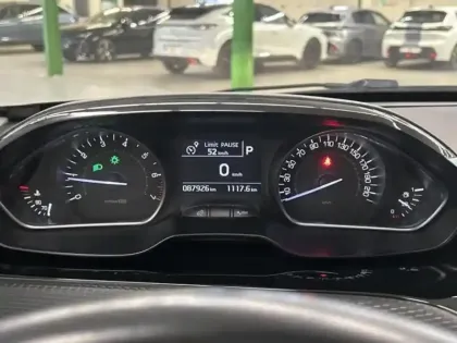 Photo 13 Peugeot 208 Gén. I Ph2 Allure 5