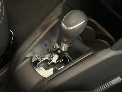 Photo 11 Peugeot 208 Gén. I Ph2 Allure 5