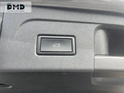 Photo 14 Volkswagen Touran Gén. III Ph1 IQ.Drive 5