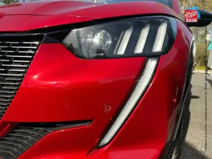 Photo 12 Peugeot 208 Gén. II Ph1 NG GT Pack 5