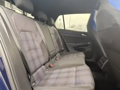 Photo 12 Volkswagen Golf Gén. VIII Ph1 GTE 5