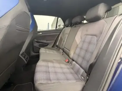 Photo 11 Volkswagen Golf Gén. VIII Ph1 GTE 5