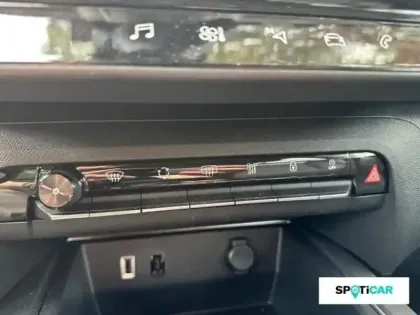 Photo 14 Citroën C5 aircross  1.2 Hybride 136ch MAX boite automatique