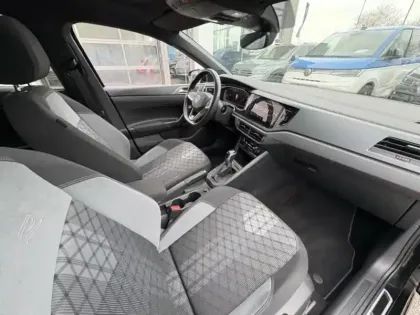 Photo 9 Volkswagen Polo Gén. VI Ph2 R-Line 5