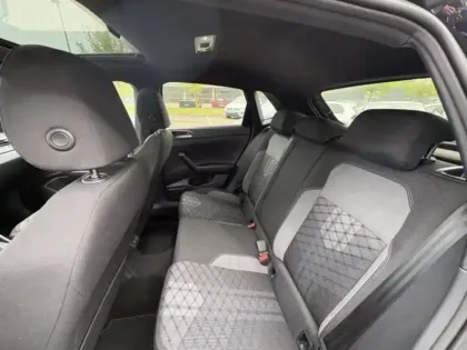 Photo 12 Volkswagen Polo Gén. VI Ph2 R-Line 5