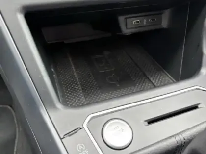 Photo 13 Volkswagen Polo Gén. VI Ph2 R-Line 5