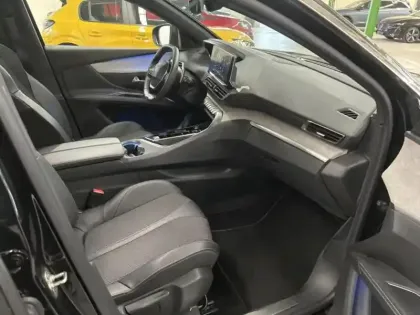 Photo 10 Peugeot 5008 Gén. II Ph2 NG Allure Pack 5