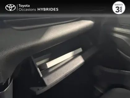 Photo 9 Toyota Yaris Gén. IV Ph1 NG Dynamic Business 5