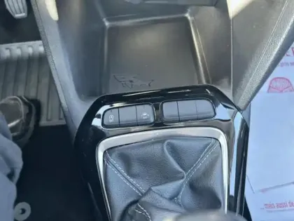 Photo 11 Opel Corsa Gén. VI Ph2 Edition 5