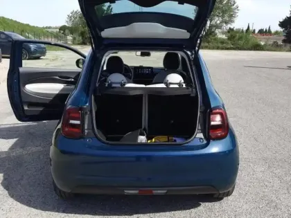 Photo 8 Fiat 500 Gén. II Ph1 MY25 La Prima 4