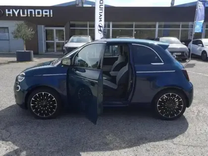 Photo 7 Fiat 500 Gén. II Ph1 MY25 La Prima 4