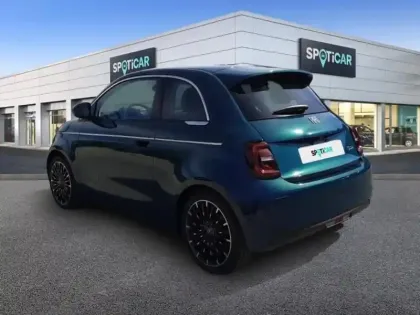 Photo 5 Fiat 500 Gén. II Ph1 MY25 La Prima 4