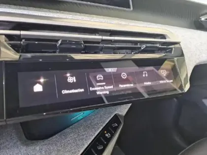 Photo 14 Peugeot 3008 Gén. III Ph1 Allure 5