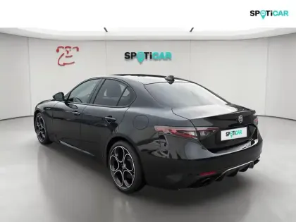 Photo 17 Alfa Romeo Giulia  2.2 Diesel 160ch Veloce AT8